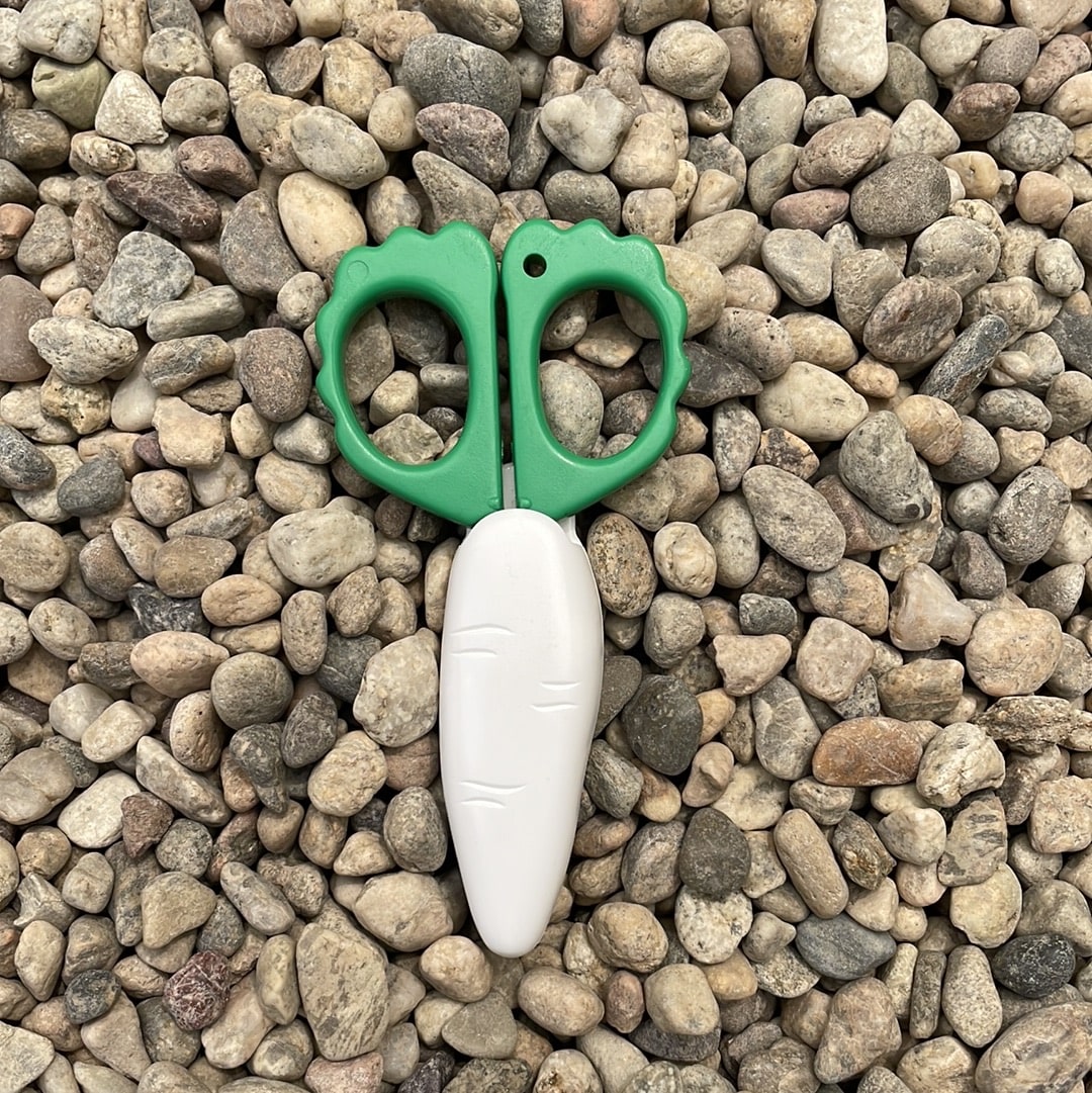 Daikon Fridge Magnet Scissors