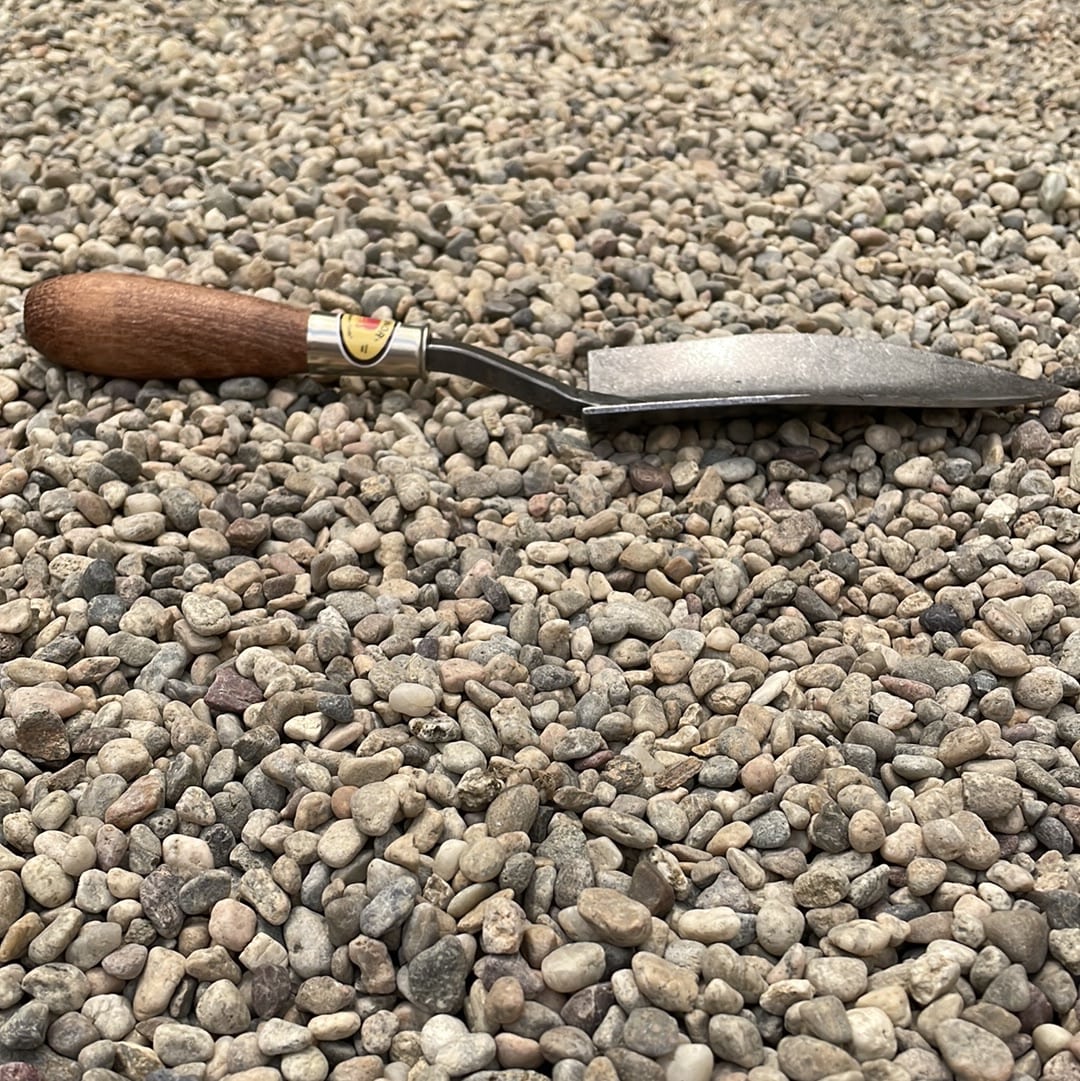 Red Pig Garden Tools Trowel on side