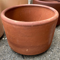 Dark Clay Cylinder Pot