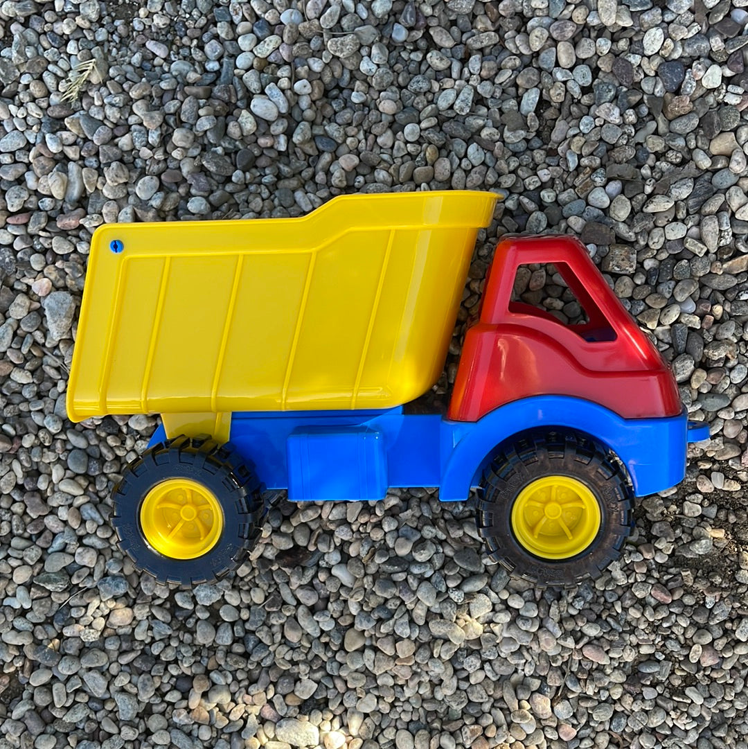 Dan Toy Dump Truck