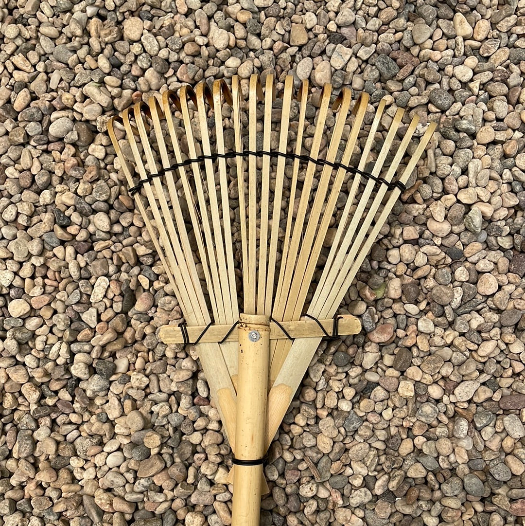 Bamboo Rake Small – Plant Material