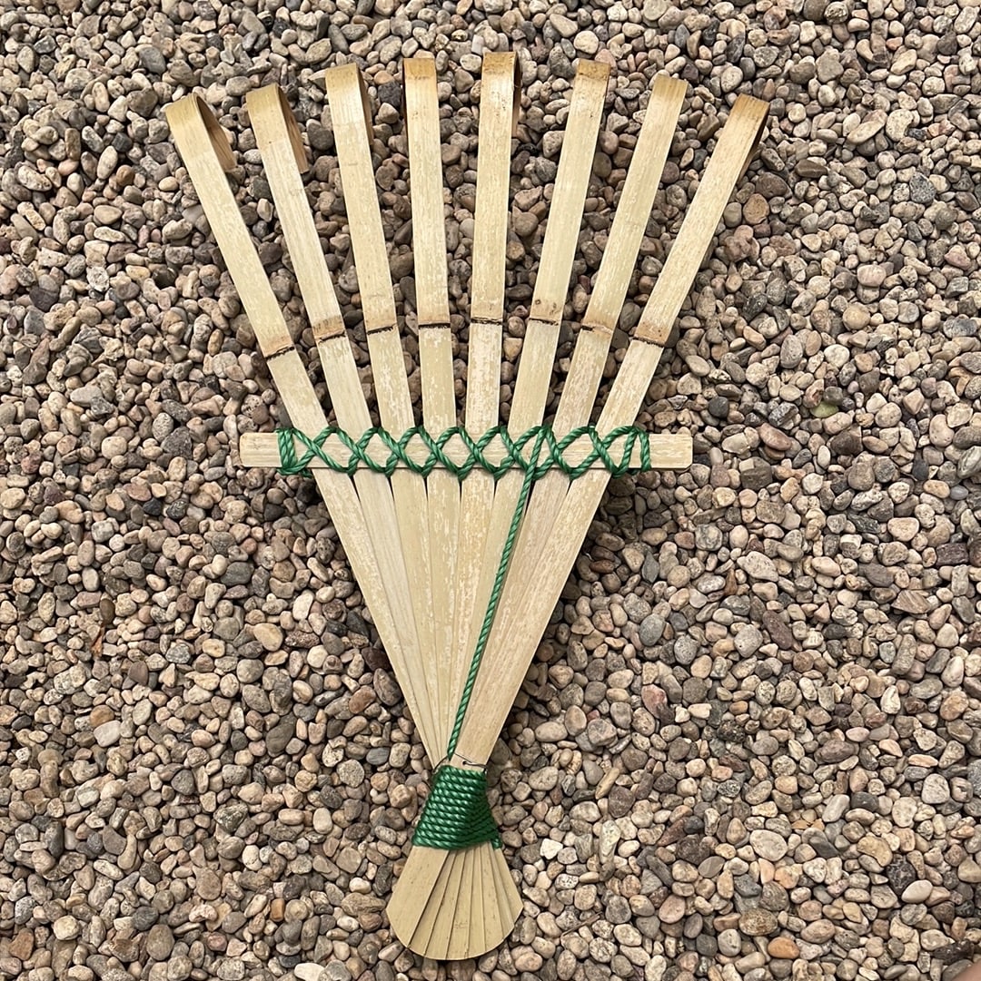 Bamboo Hand Rake – Plant Material