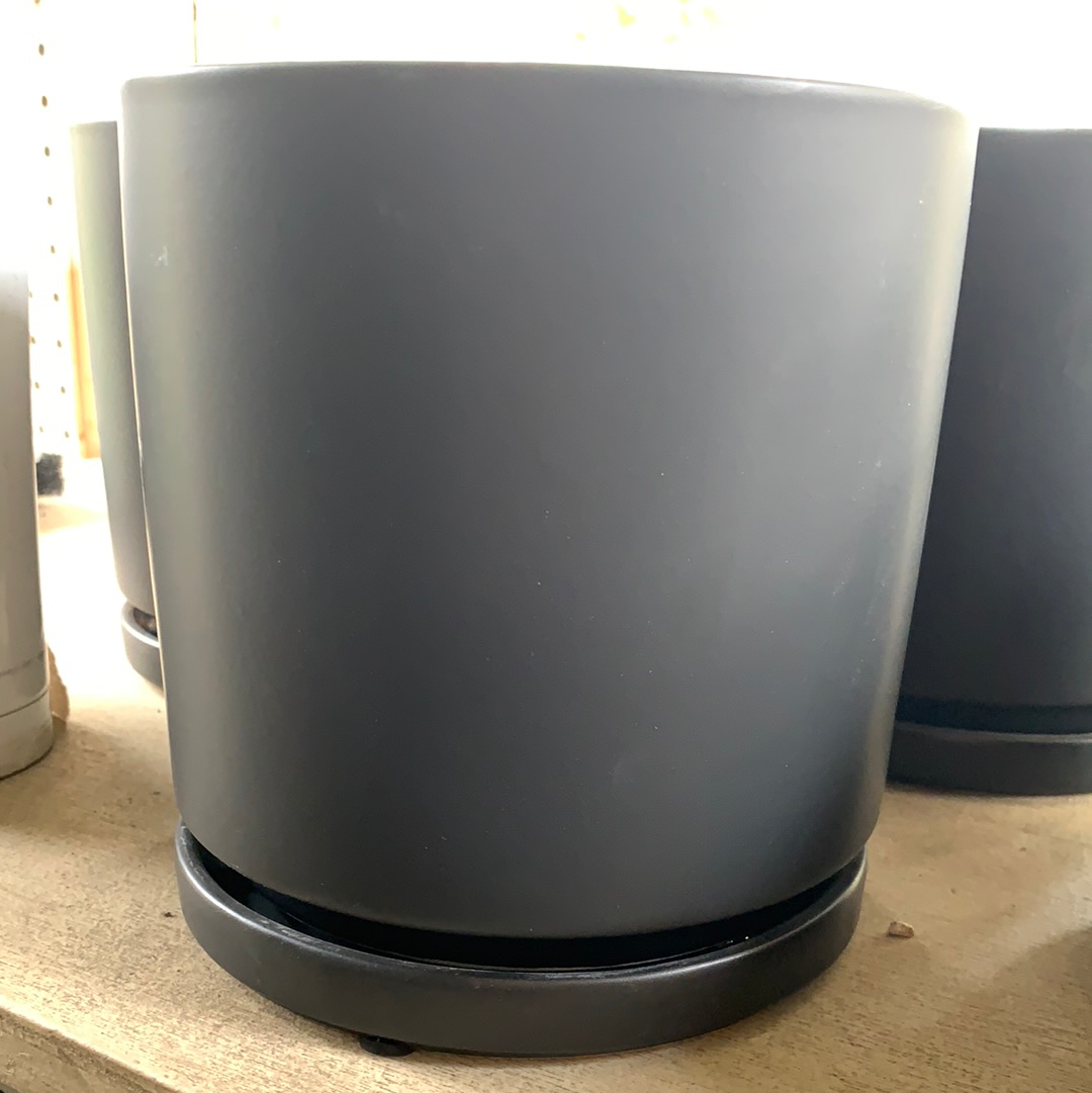 6” Porcelain Glazed Cylinder Pot with Saucer  Black
