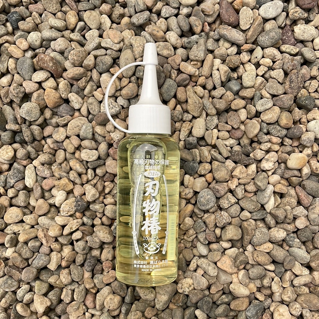Camelia Oil 3.5 oz – Plant Material
