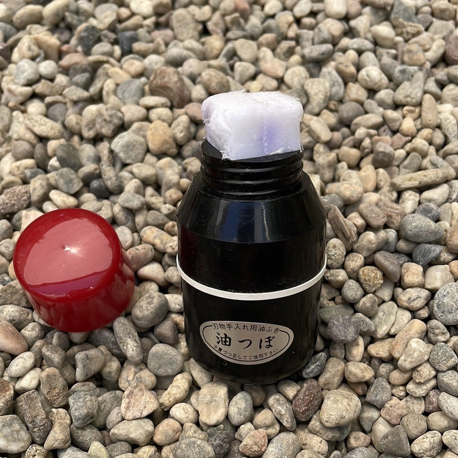 Camellia Oil Applicator Bottle – Bernal Cutlery