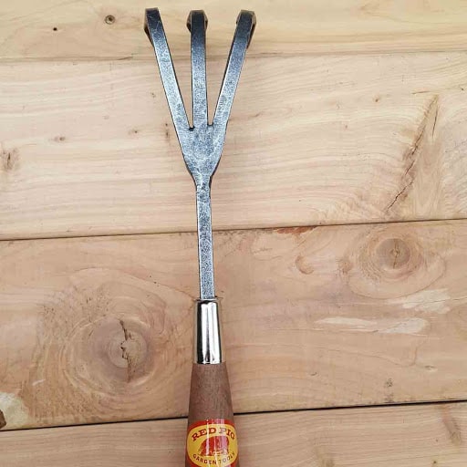 Red Pig Garden Tools 3-Tine Hand Cultivator
